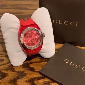 Gucci Sync Stainless Steel Watch: Red